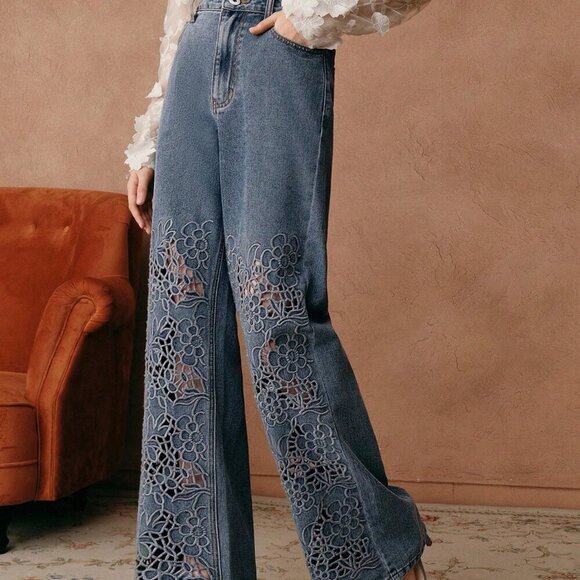 Denim - Blue Elegant Women's High Waist Embroidered Hollow Jeans